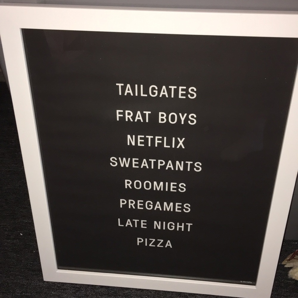 Dormify poster with frame
